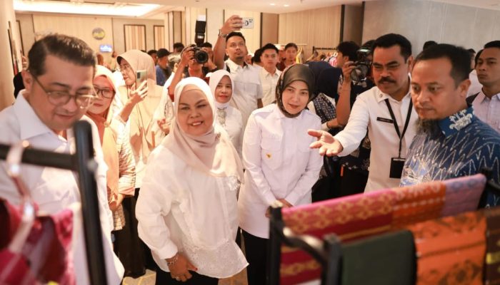 Wawali Aliyah Dampingi Menteri Ekonomi Kreatif di Acara Creators Lab Emak-Emak Matic