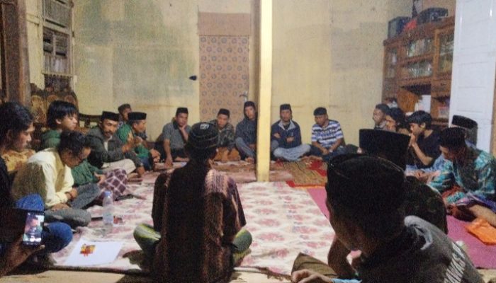 Menuju Rapat Adat Akbar, Kades Turungan Baji Hadiri Musyawarah Adat