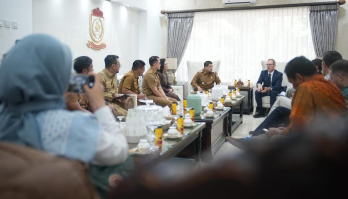 Didampingi KadiskopUKM, DLH, DPMPTSP, Disdag, Disnaker, Appi Terima Kunjungan Duta Besar Swiss