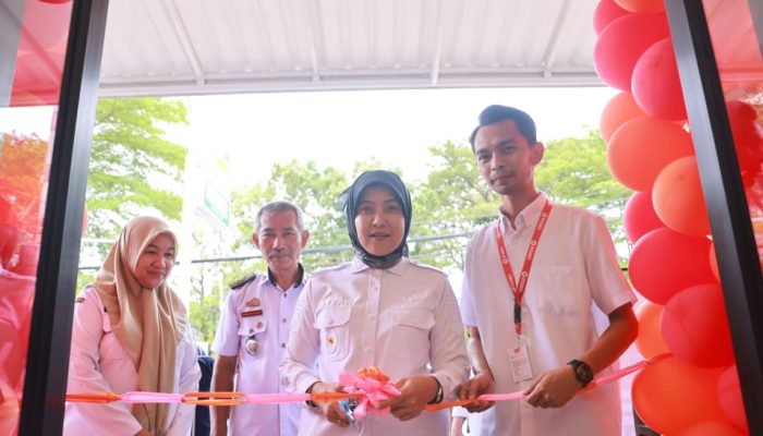 Didampingi Kadis Kesehatan, Wawali Aliyah Resmikan Gerai Circle K