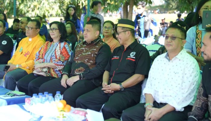 Didampingi Kadisnaker dan Kadispora, Walkot Appi Hadiri Perayaan Paskah PPGT