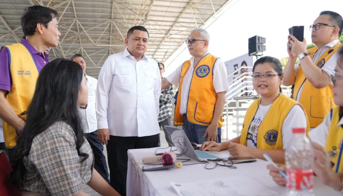 Gandeng Lions Club, Pemkot Makassar Salurkan 20.000 Kacamata Gratis untuk Siswa SD dan SMP