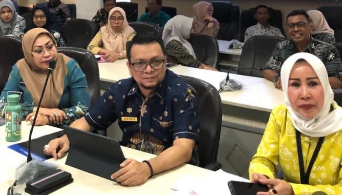 Kadis Perdagangan dan Perindustrian Kota Makassar Sampaikan LKPJ 2024 di Hadapan DPRD