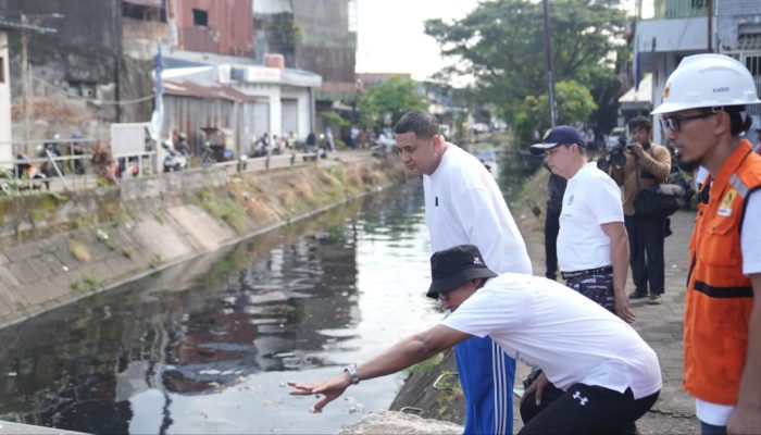Hari Lingkungan Hidup Sedunia: Munafri Pimpin Aksi Bersih Kanal Jongaya dan Pasar Pabaeng-Baeng