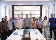 Didampingi Bappeda dan DPPPA Sekda Makassar Terima Pengurus HWDI Sulsel