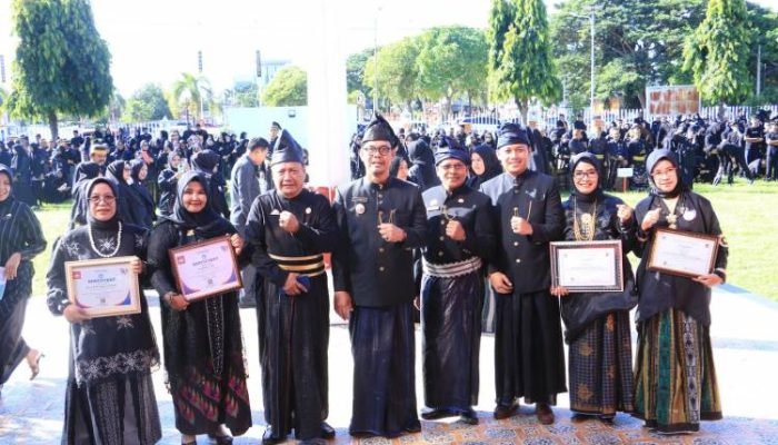 Upacara Hardiknas di Bulukumba Kompak Berpakaian Hitam-hitam