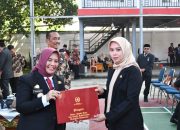 Bupati Sinjai Serahkan Satyalancana Karya Satya Sebagai Apresiasi Pengabdian ASN