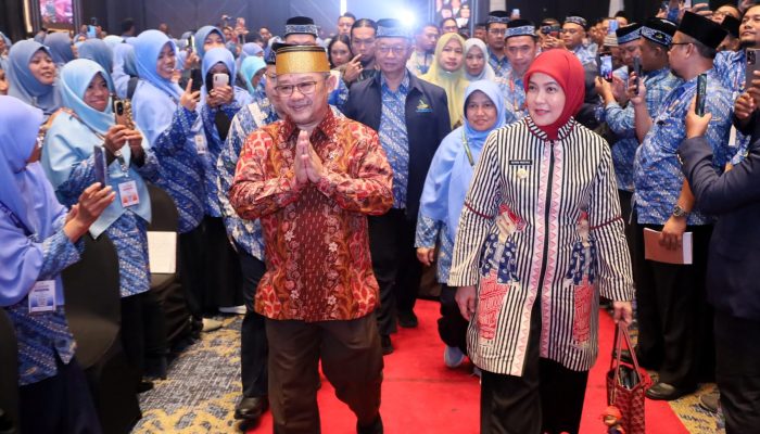 Didampingi Kadisdik, Wawali Aliyah Hadiri Pembukaan Munas JSIT Indonesia 2025