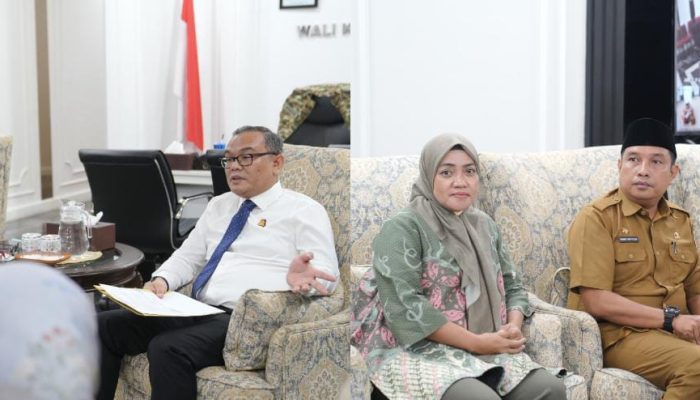 Didampingi Kadis PU, Sekwan dan BPKAD, Appi Bersama Kajari Bahas Randis Tersembunyi