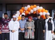 Didampingi Kepala PTSP, Wawali Aliyah Hadiri Grand Opening Almaz Fried Chicken Tanjung Makassar
