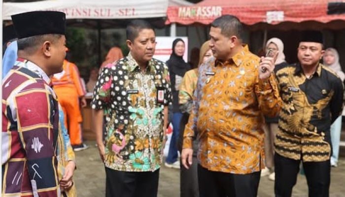 Kadis Sosial Dampingi Wali Kota Makassar dalam Kegiatan Khitanan Massal dan Donor Darah