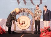 Kadis Pariwisata Kota Makassar Dampingi Wawali Buka The Art of Wedding Gallery 2025