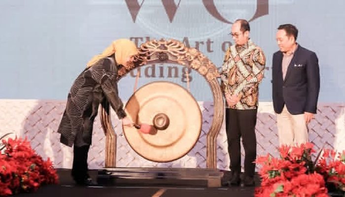 Kadis Pariwisata Kota Makassar Dampingi Wawali Buka The Art of Wedding Gallery 2025