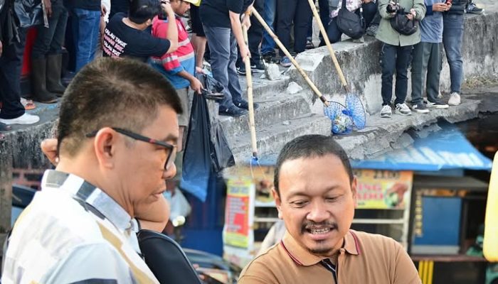 Makassar Gencarkan Revolusi Kebersihan, Kepala Disperkim Hadiri Aksi Jumat Bersih di Mariso