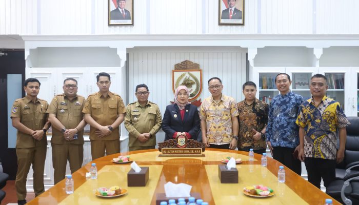 Didampingi Kadisbud, Dispora dan Kesbangpol, Wawali Aliyah Terima Audiensi LPMI