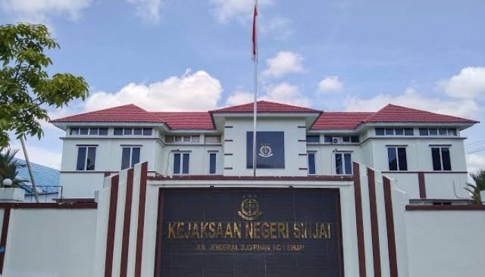 Kepala Kejari Sinjai Zulkarnaen Dimutasi ke Blitar, Digantikan Muhammad R Bugis