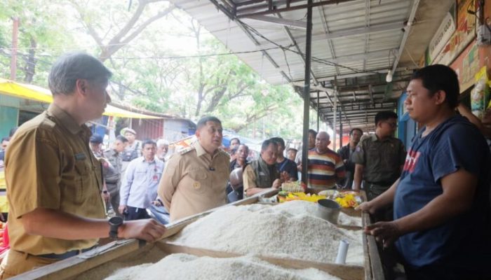 Wali Kota Makassar, Kawal Inflasi Lewat Sidak Pasar