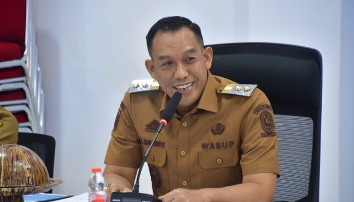 Apresiasi Kinerja Polri, Wabup Sinjai Ajak Warga Jaga Ketertiban dan Tolak Aksi Anarkis