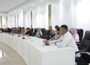 Didampingi Kadis PU, Distaru, dan Camat Ujung Tanah, Munafri Cari Solusi Bersama Warga soal Ini