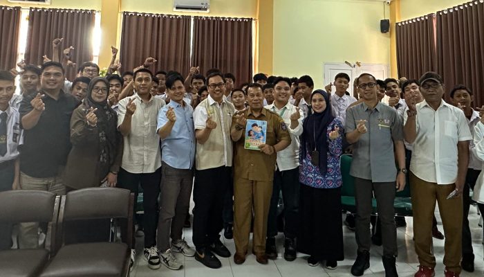 Kolaborasi Pemuda ICMI Sulsel, Forum GENRE, dan BKKBN Dorong Kesadaran “Youth Fatherhood” di SMKN 4 Makassar