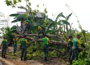 Divif 3 Kostrad Gerak Cepat Pulihkan Kondisi Pasca Cuaca Ekstrem di Gowa