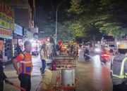 Dishub Makassar Lakukan Pengerjaan Marka Jalan Demi Tertib Lalu Lintas