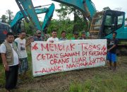 Warga Luwu Utara Tolak Kontraktor Luar di Proyek Cetak Sawah