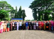 Pimpin Upacara Hari Guru, Fatmawati Rusdi Tekankan Pemerataan Pendidikan