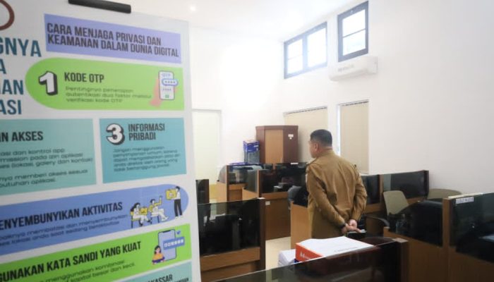 Sidak Pagi-pagi, Walkot Munafri Geleng-Kepala: Mana Staf Pelayanan