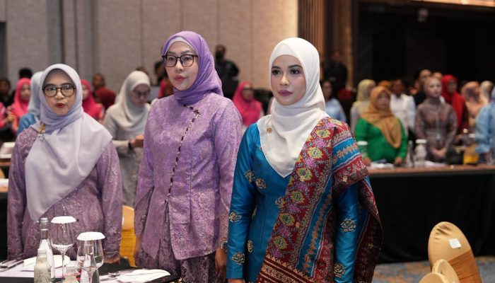 Ketua Ikawan DPRD Sulsel Hadiri Peringatan Hari Ibu ke-97, Tegaskan Peran Perempuan Menuju Indonesia Emas 2045