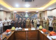 Walkot Makassar Didampingi Kepala BPKAD Temui Kajati Sulsel