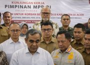 Ketua MPR RI, Mendagri, dan Kepala BPOM Sambut Ramadhan dengan Menyerahkan Bantuan bagi Korban Bencana di 8 Kabupaten Aceh
