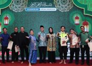 Taruna Ikrar: Menjemput Lailatul Qadar 1000 Bulan, BPOM Hadirkan Ustadz Maulana dan Berbagi kepada 300 Pekerja Senyap
