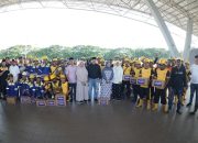 Apresiasi Garda Terdepan Kota, Munafri Serahkan Paket Lebaran untuk Satgas Kebersihan