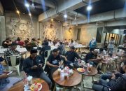 IKA Unhas Gelar Bakti Sosial dan Buka Puasa Bersama 100 Wartawan