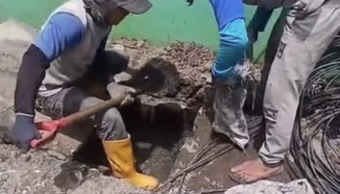Dinas PU Makassar Tindaklanjuti Aduan Drainase Melalui Lontara+ di Mallengkeri