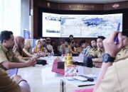 Camat Panakkukang Pimpin Rapat Koordinasi, Tekankan Optimalisasi Kinerja Satgas Kebersihan