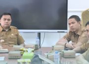 Camat Tamalanrea Pimpin Rapat Koordinasi, Perkuat Sinergi Penertiban PK5 dan Kebersihan Wilayah