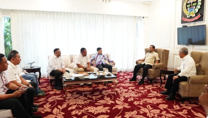 Gubernur Sulsel Usul Skema Modal Tanpa Bunga, IKA Unhas Jadi Motor Penggerak