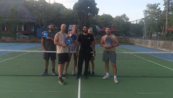 Warna Baru Pariwisata Bira: Wisatawan Mancanegara Ramaikan Lapangan Tenis dengan Olahraga Pickleball