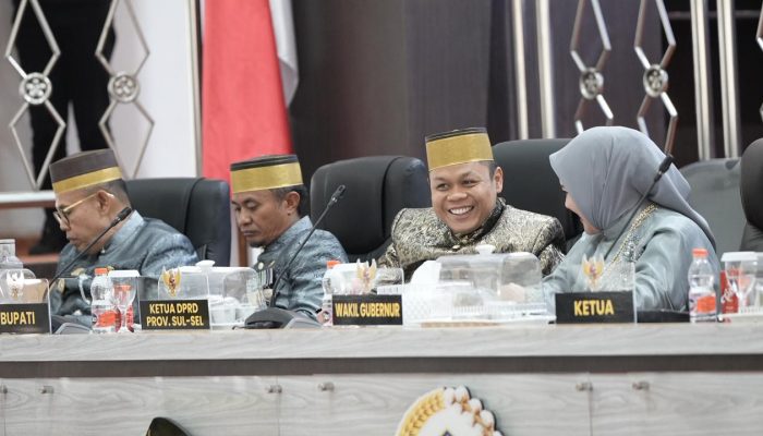Nuansa Adat dan Semangat Kebudayaan, Yasir Machmud Hadiri Paripurna HJB Bone ke-696