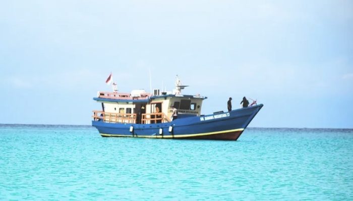 Kadishub Makassar Tinjau Langsung Rencana Rute Pete-Pete Laut untuk Warga Kepulauan