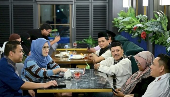 Perkuat Sinergi, Pimpinan DPRD Sulsel Jalin Silaturahmi Hangat dengan Komunitas Wartawan Komisi F