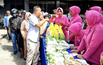 Sinergi DPC APPI Mamajang, Polsek dan Perumda Pasar Hadirkan Pasar Murah untuk Masyarakat