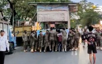 178 Lapak PKL di Mariso Kuasai Fasum Selama 53 Tahun, Kini Dibongkar Mandiri