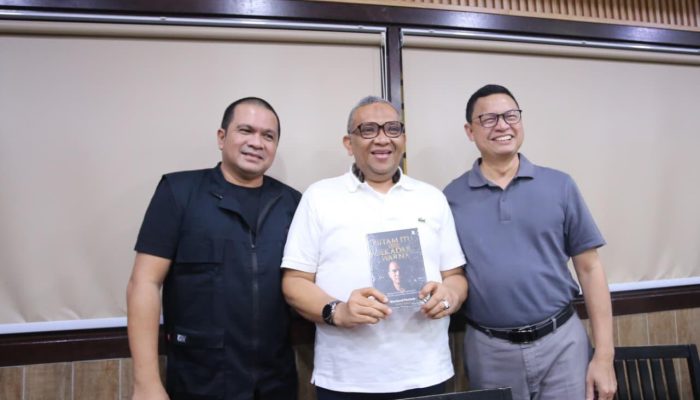 Karya Dokter Koboi Go International, Buku “Hitam Itu Bukan Sekadar Warna” Diluncurkan di Malaysia