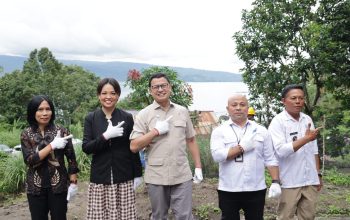 Taruna Ikrar Galakkan Gerakan Sejuta Pohon di Pesisir Danau Tob