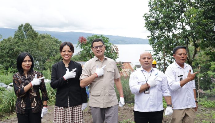 Taruna Ikrar Galakkan Gerakan Sejuta Pohon di Pesisir Danau Tob
