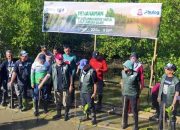 Camat Biringkanaya Dampingi Wali Kota Makassar Tanam Mangrove di Kelurahan Untia