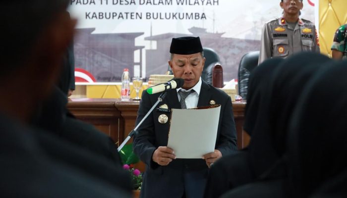 55 Anggota BPD Dilantik, Bupati Andi Utta Tekankan Sinergi Bangun Desa